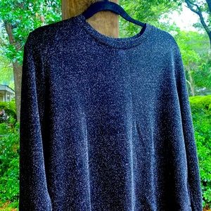 Shimmering, light, sweater.